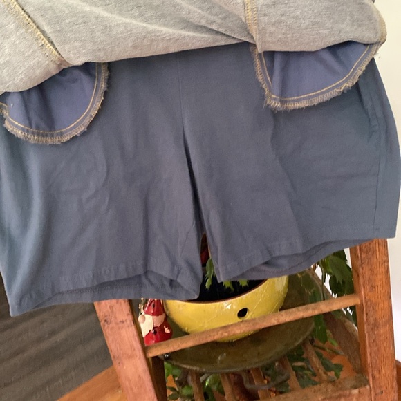 Denim pull-on skort - Picture 4 of 8